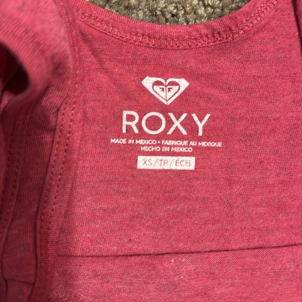 NWOT Roxy tank top bundle - Picture 4 of 5
